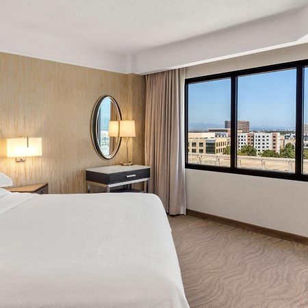 Embassy Suites By Hilton Irvine Orange County Airport Exteriör bild