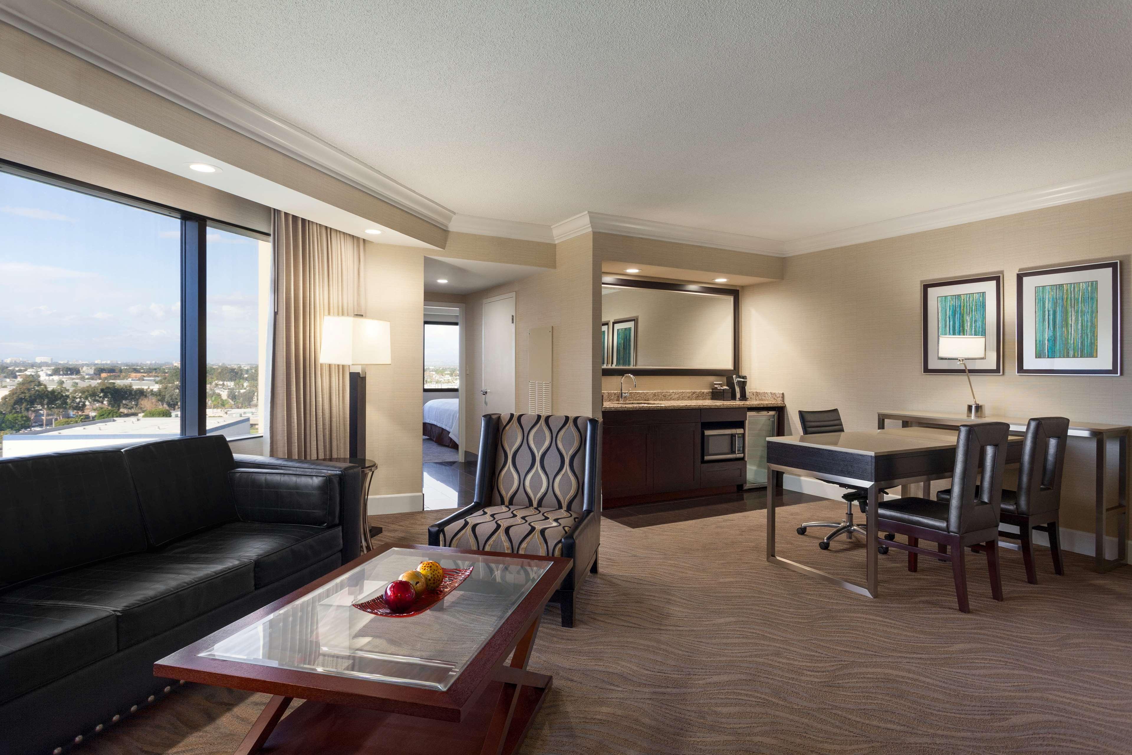 Embassy Suites By Hilton Irvine Orange County Airport Exteriör bild