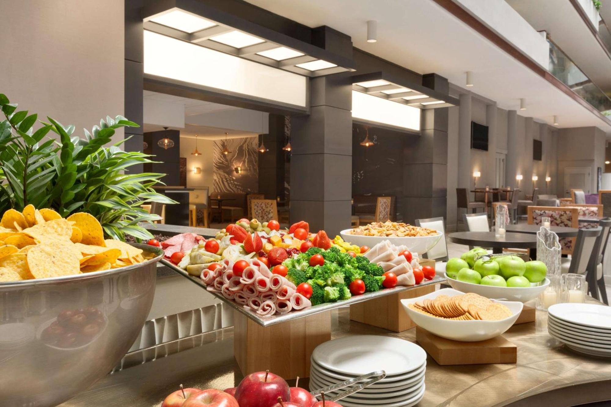 Embassy Suites By Hilton Irvine Orange County Airport Exteriör bild